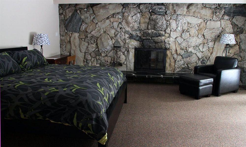 The Lodge At Skeena Landing Тірейс Екстер'єр фото